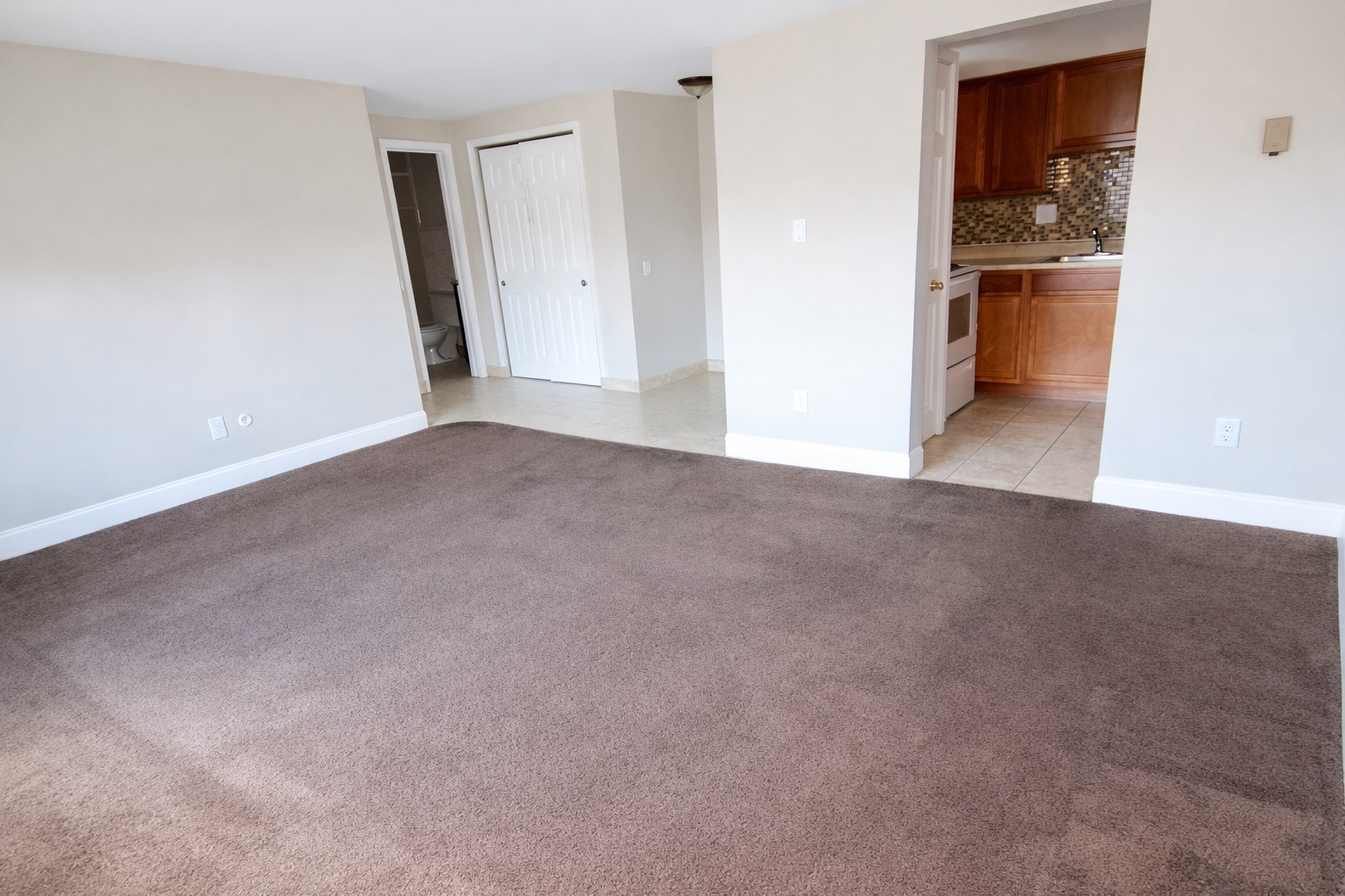 316 Hickman St unit 12 – photo 2