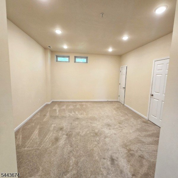76 Albert Ct – photo 3