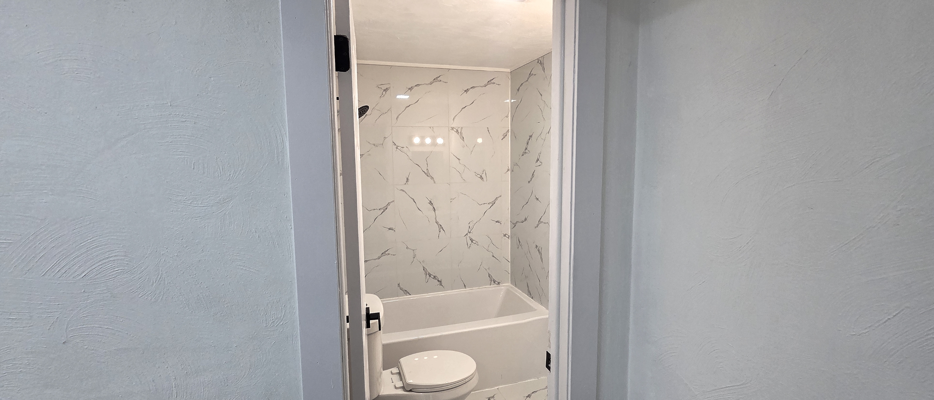 1023 Wallace Ave – photo 5