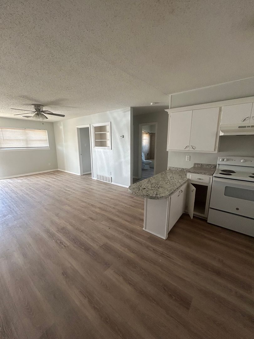 1618 58th St unit B – photo 1