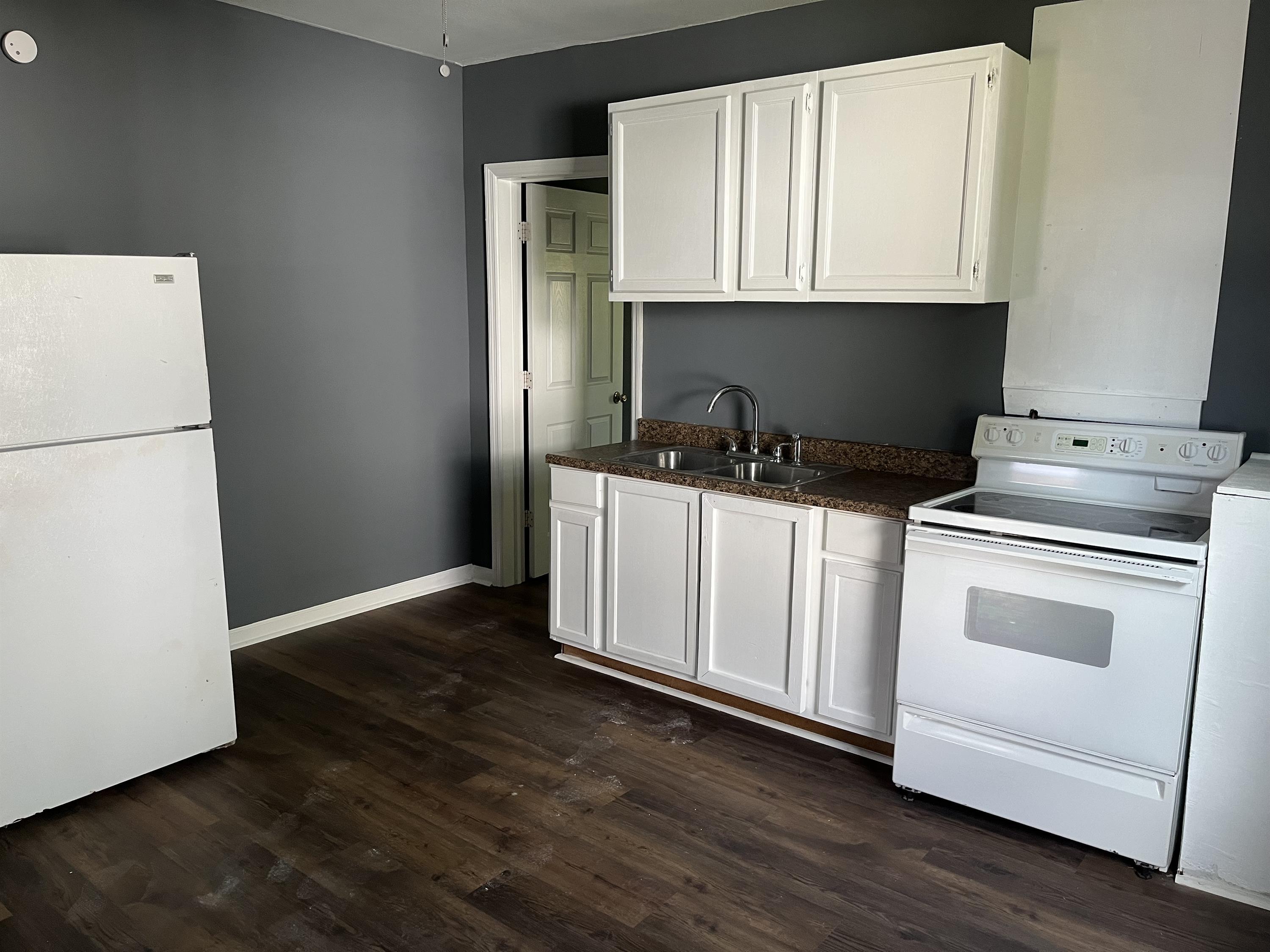 1707 E 50th St unit A – photo 2