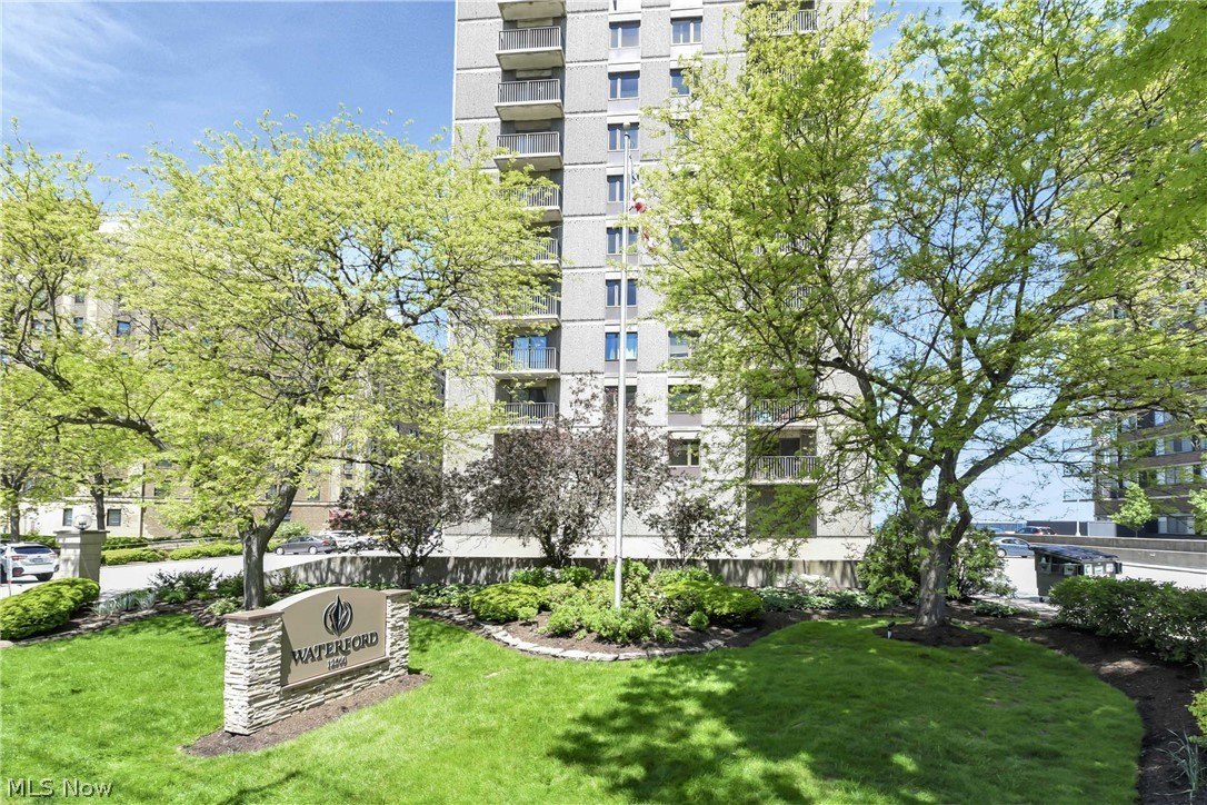 12500 Edgewater Dr #1206 – photo 2