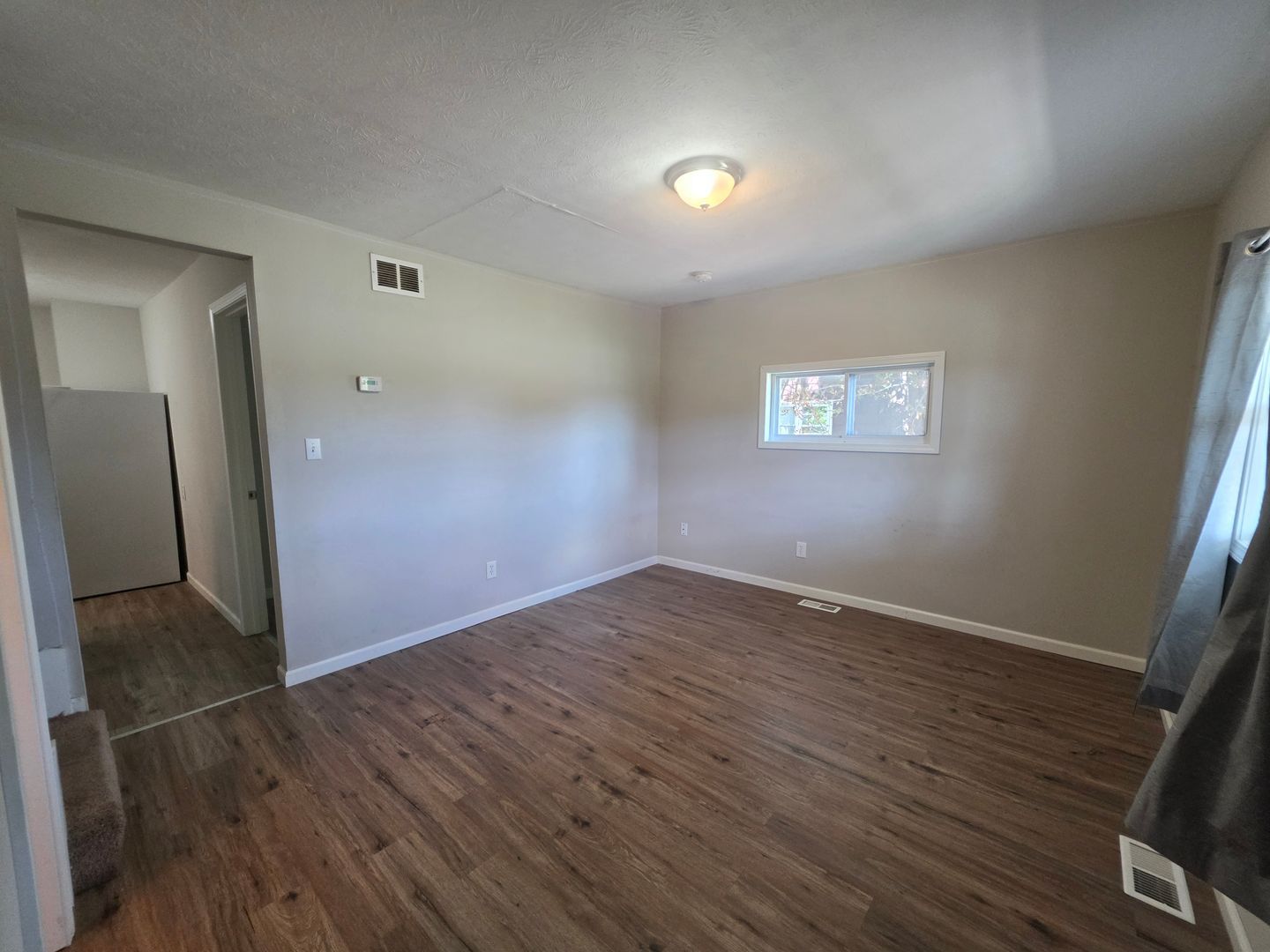 454 Kling St unit Bedroom 1 – photo 4