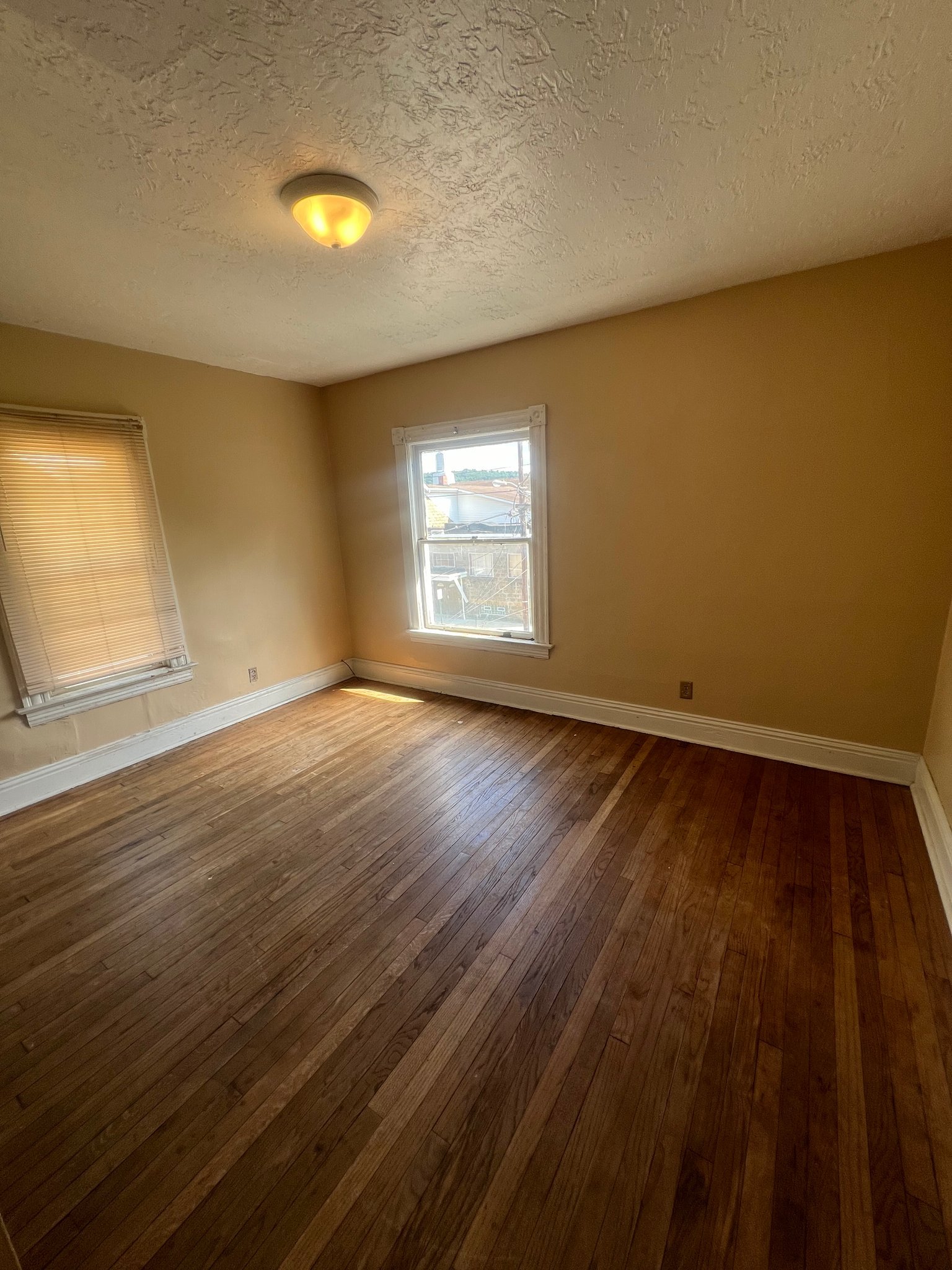 1316 Center St – photo 4