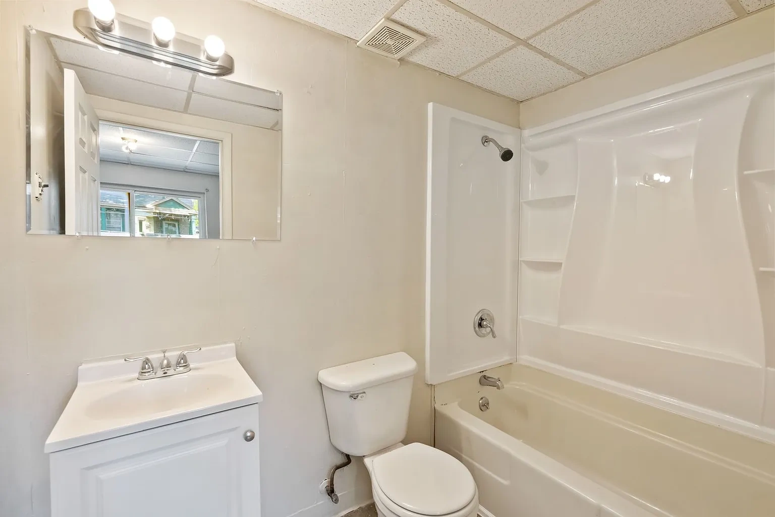 161 Hall Avenue – photo 3