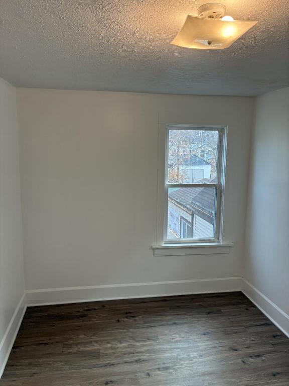 1320 4th Ave – photo 3