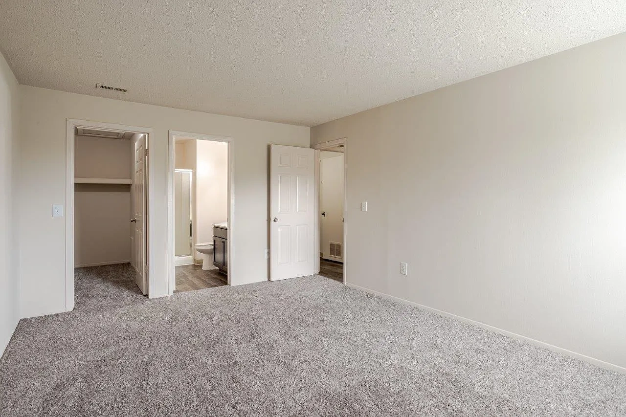 Pavilion Court Apartment Homes – photo 5