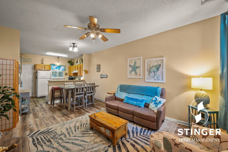 1105 13th St – photo 1