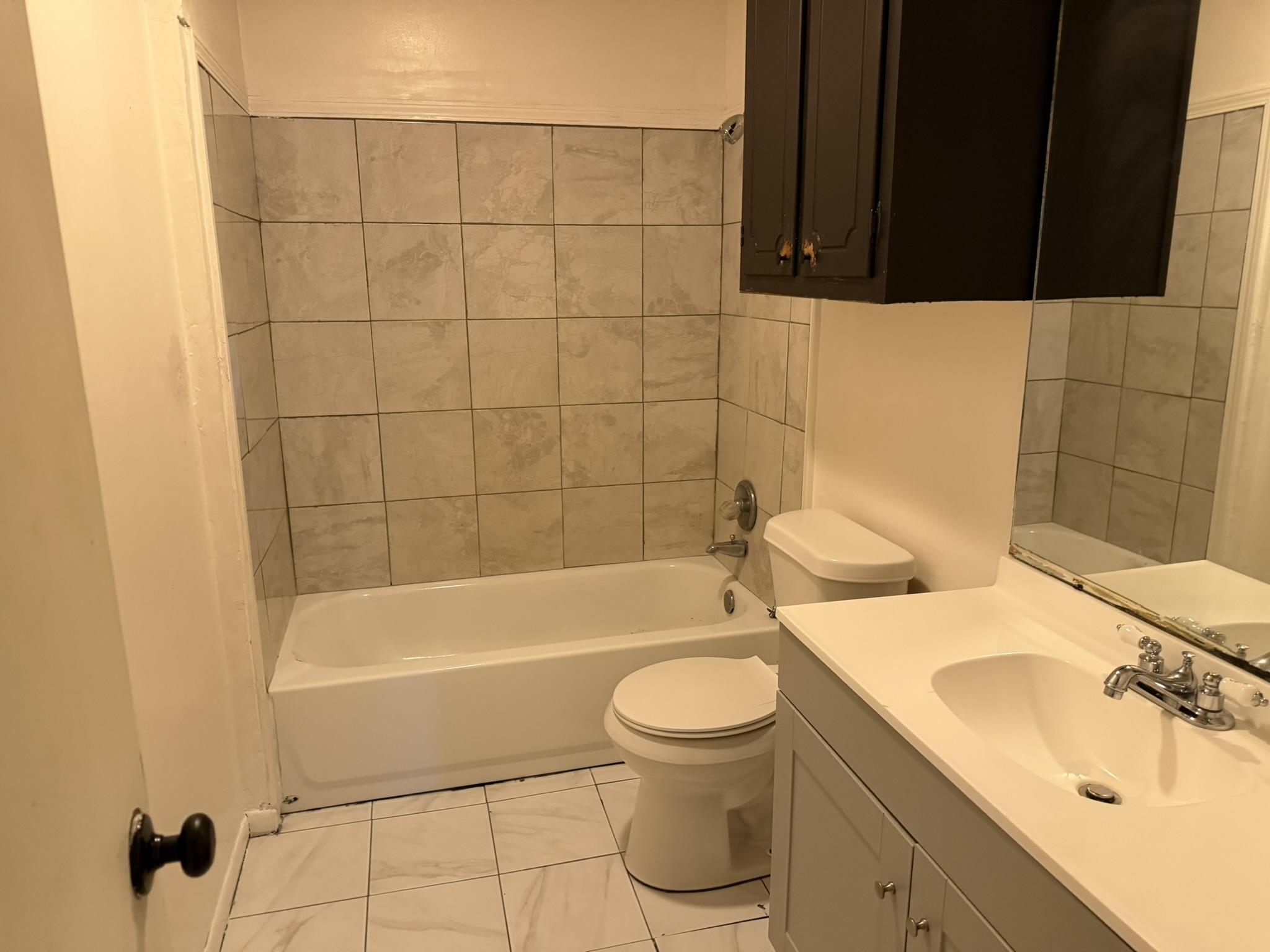 501 W 12th Ave unit 5 – photo 2