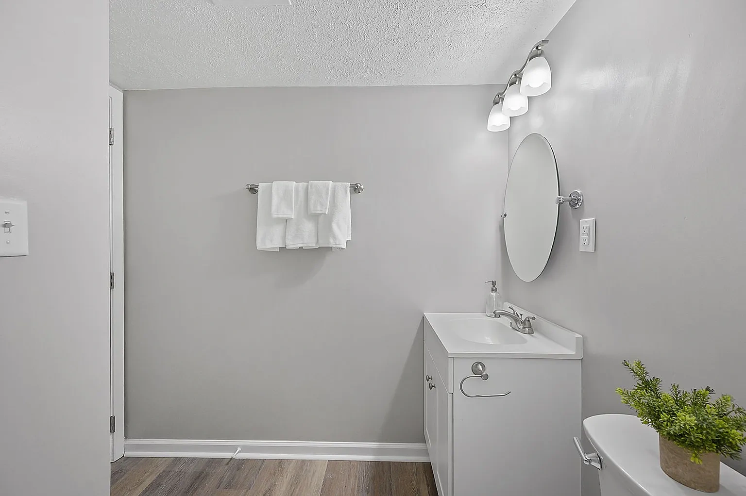 8Ninety at Loveland – Floor plan