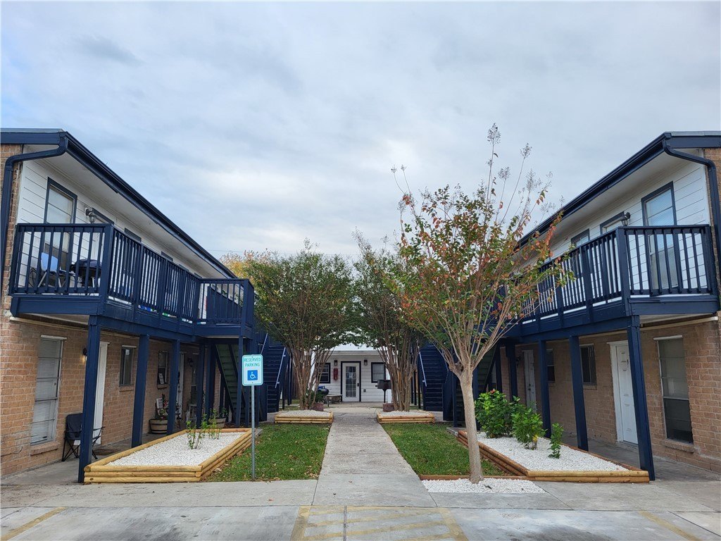 425 Clifford St #7 – photo 1