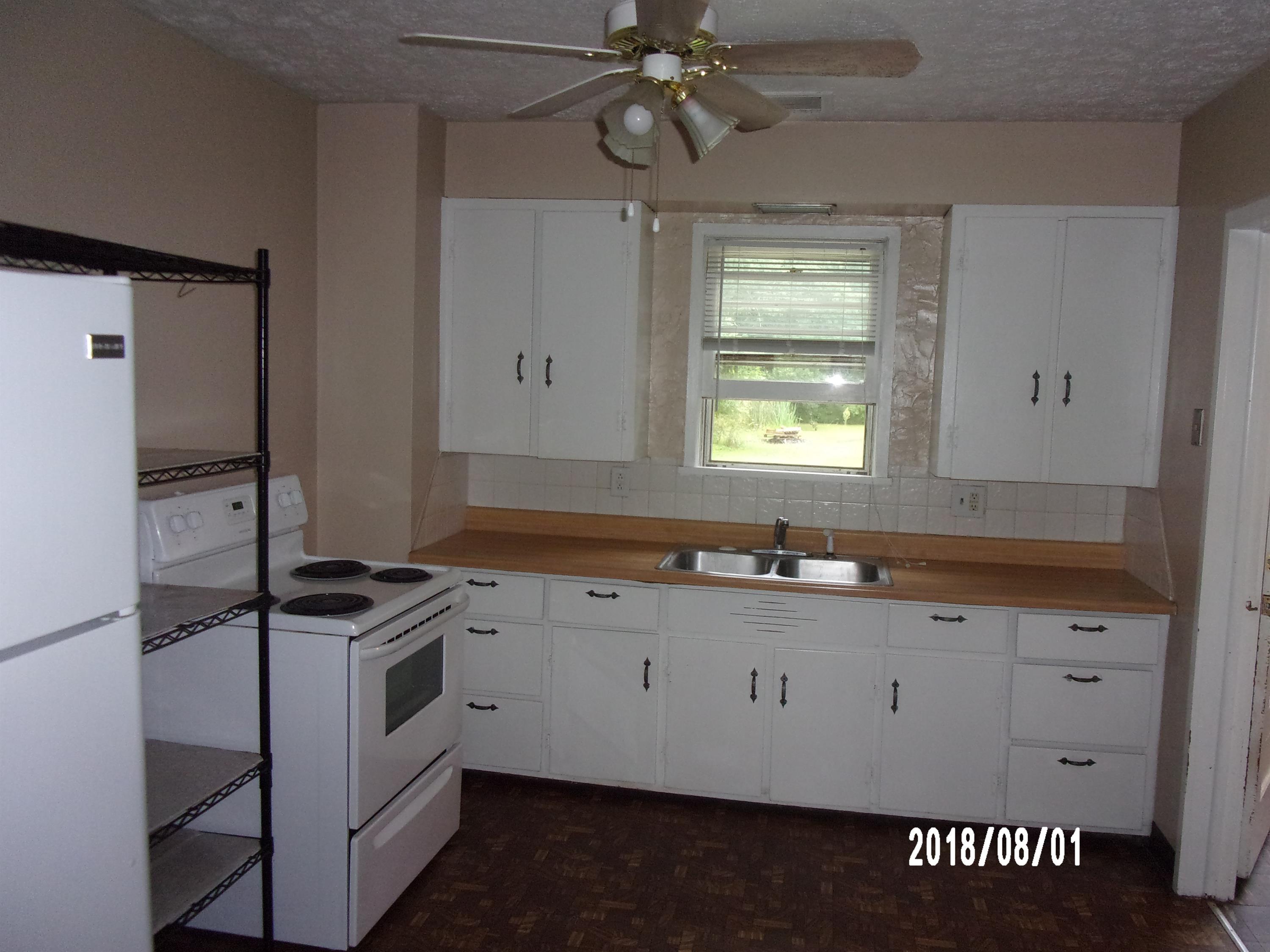 799 McCauley Rd – photo 3