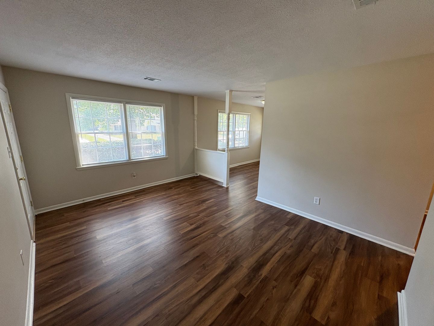 728 Montclair Dr – photo 3