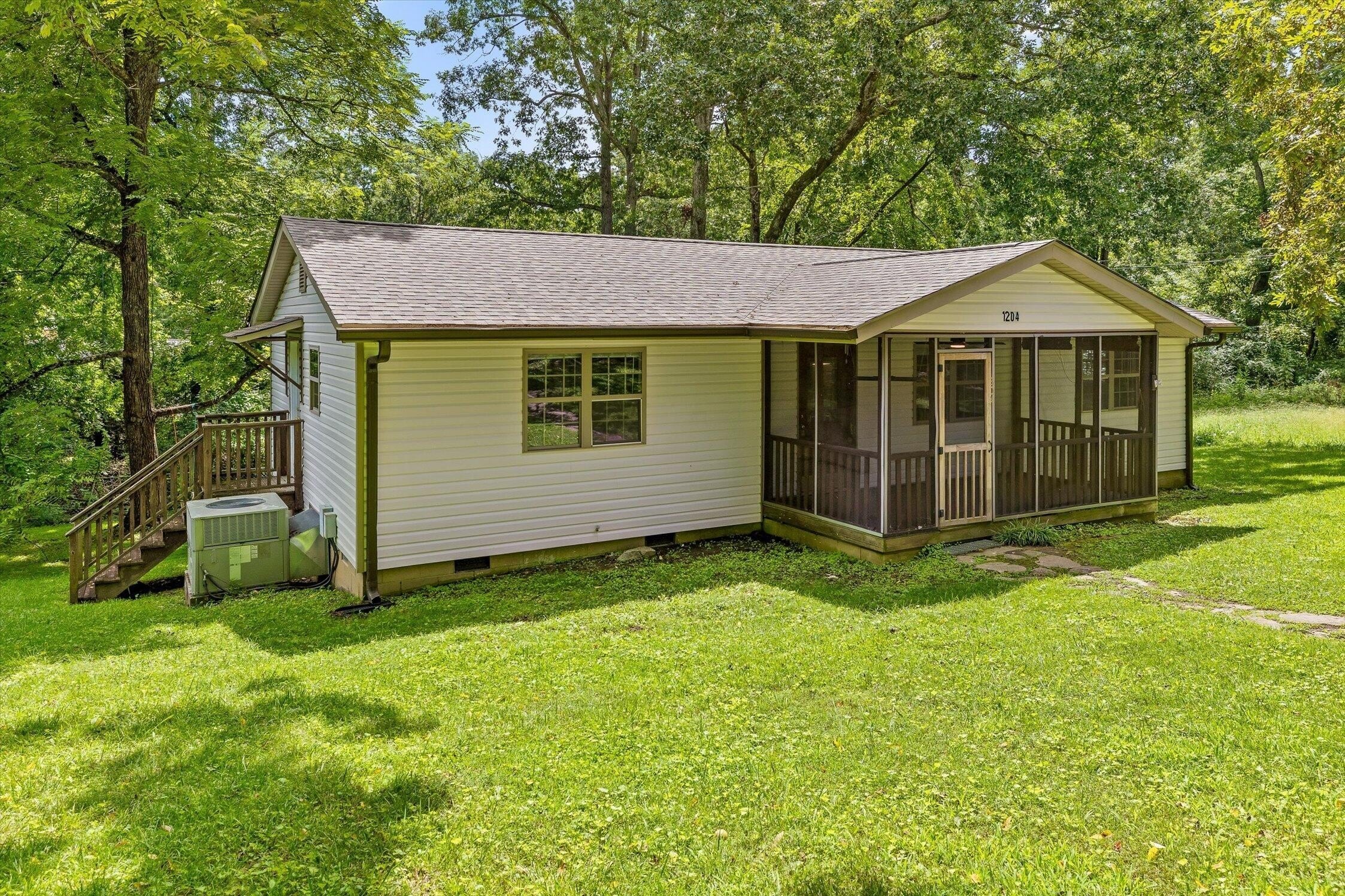 1204 Timesville Rd – photo 2