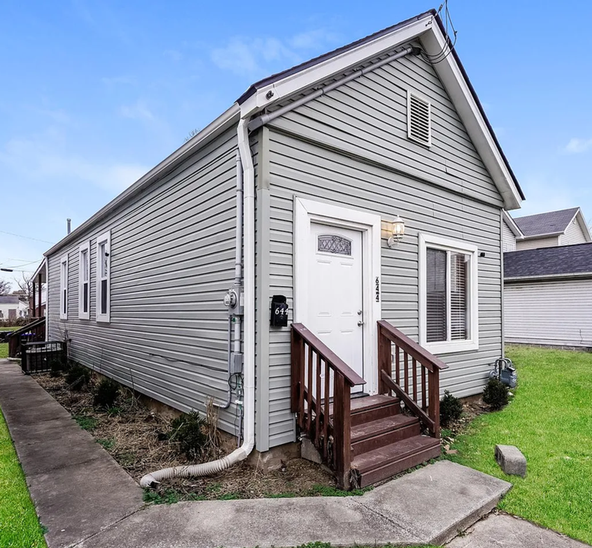 644 S 26th St – photo 1