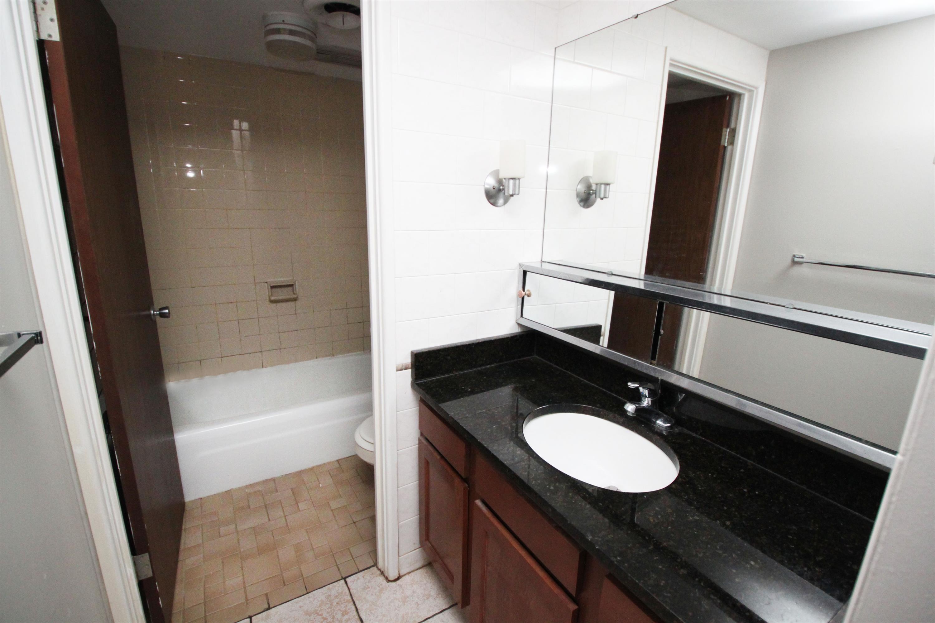 220 S Home Ave unit 102 – photo 5