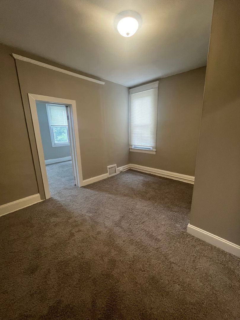 3023 W Belvedere Ave – photo 2