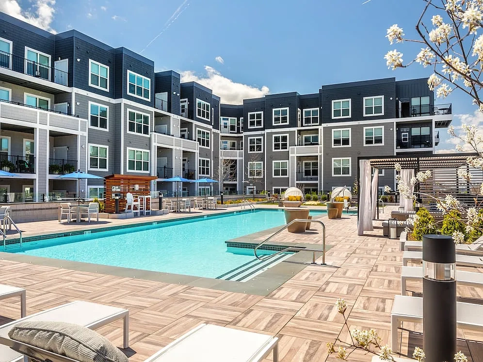 Avalon Residences at the Hingham Shipyard – photo 2