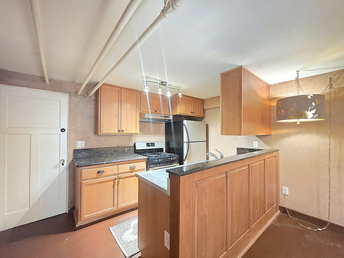 607 S Monroe St unit Graham 4 – photo 5