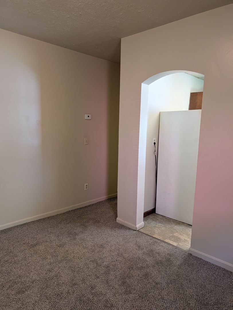 205 1/2 E Montgomery St unit C – photo 3