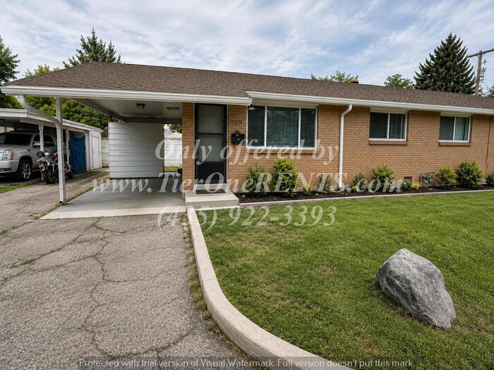 2936 S Adams St unit 2936 – photo 1