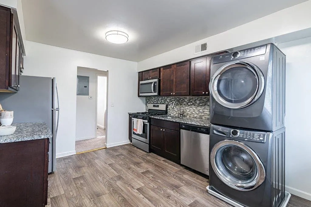 Tanglewood Terrace Apartment Homes – photo 2