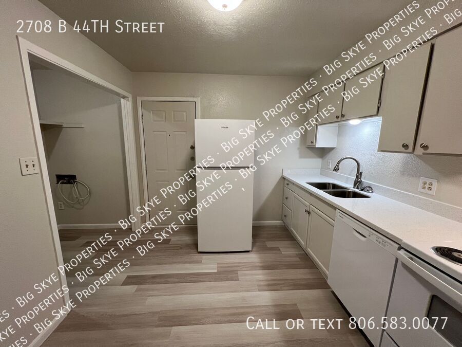 2708 44th St – photo 3
