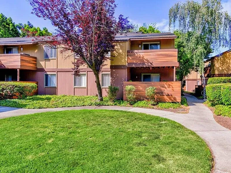Summerwood – photo 1