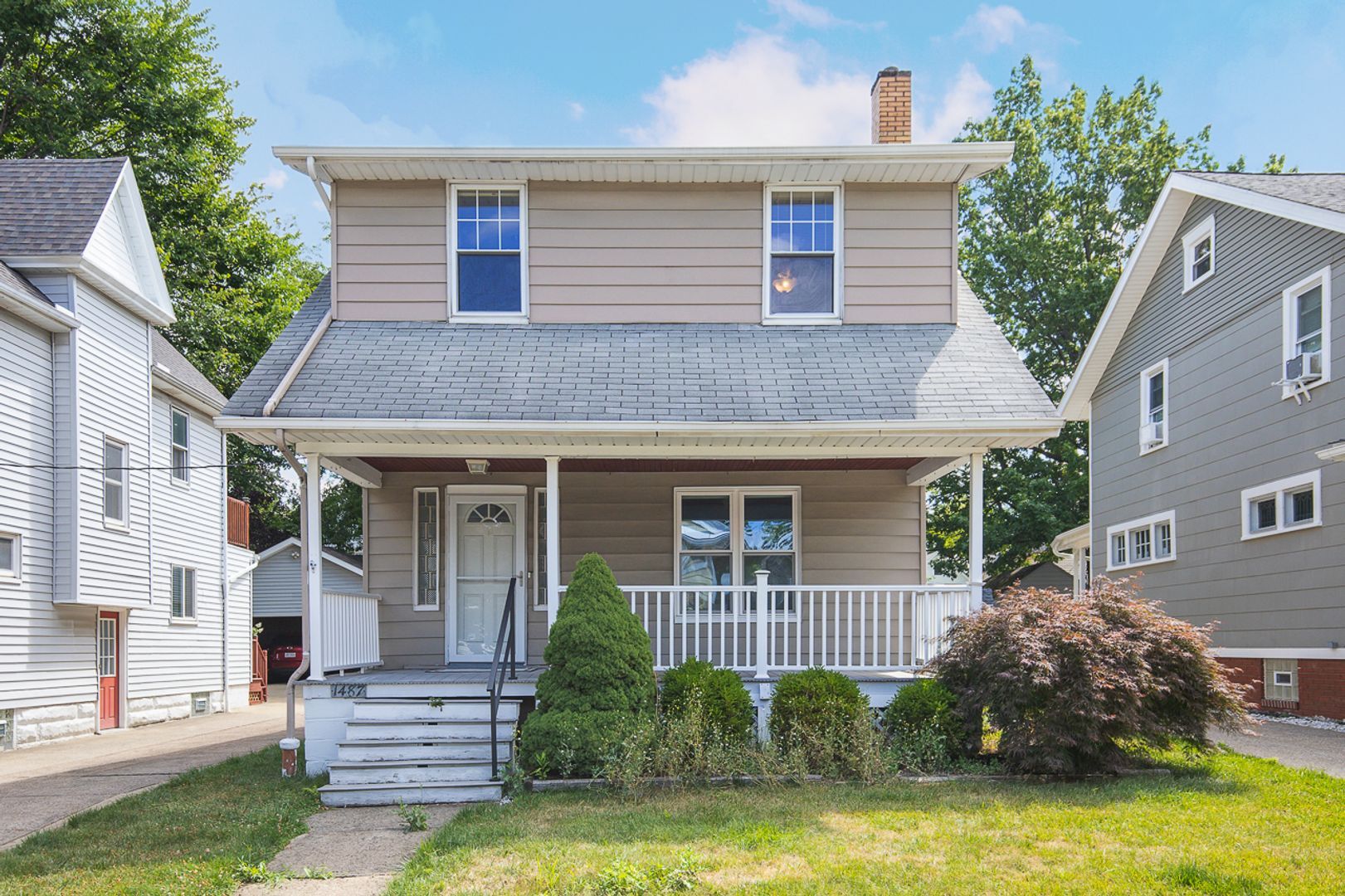 1487 Roycroft Ave – photo 1