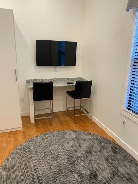 9 6th St unit 8 – photo 4