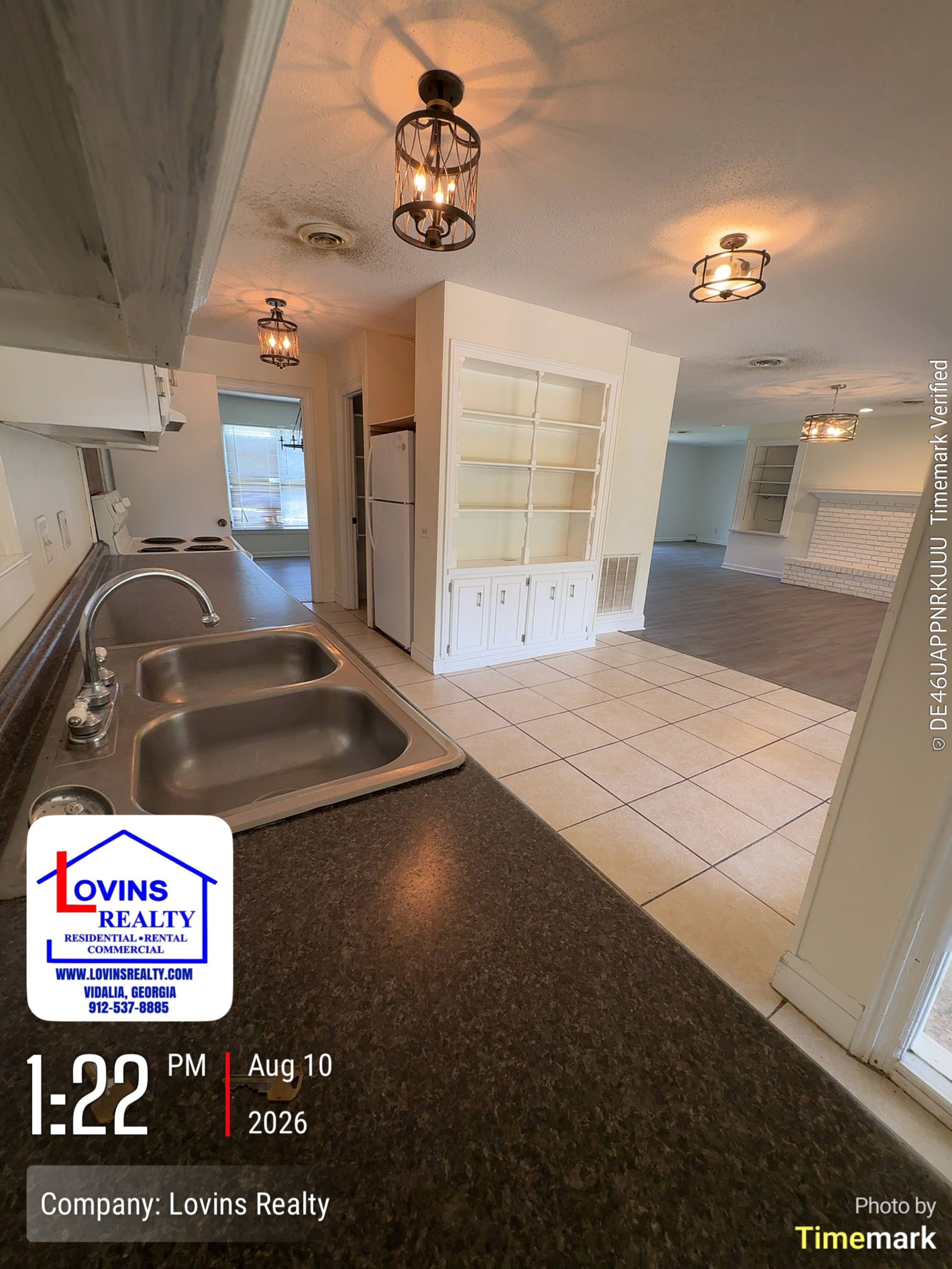 405 W 9th St – photo 1