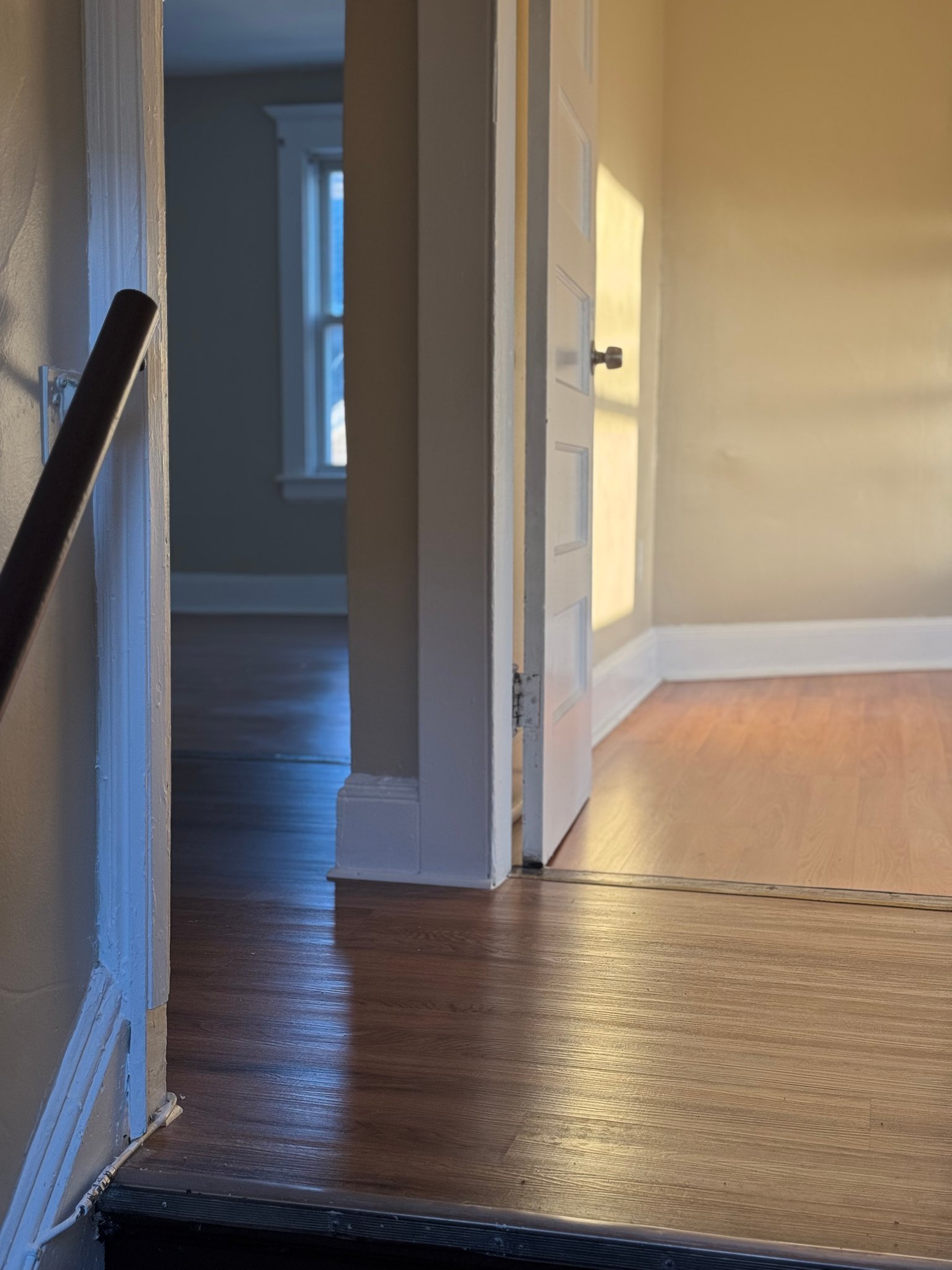 896 Howard Ave unit 3 – photo 2