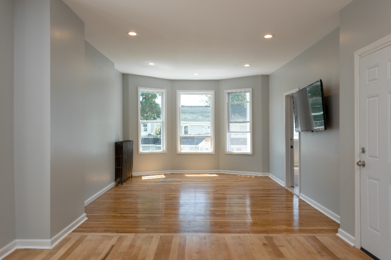 432 Hudson Ave – photo 2