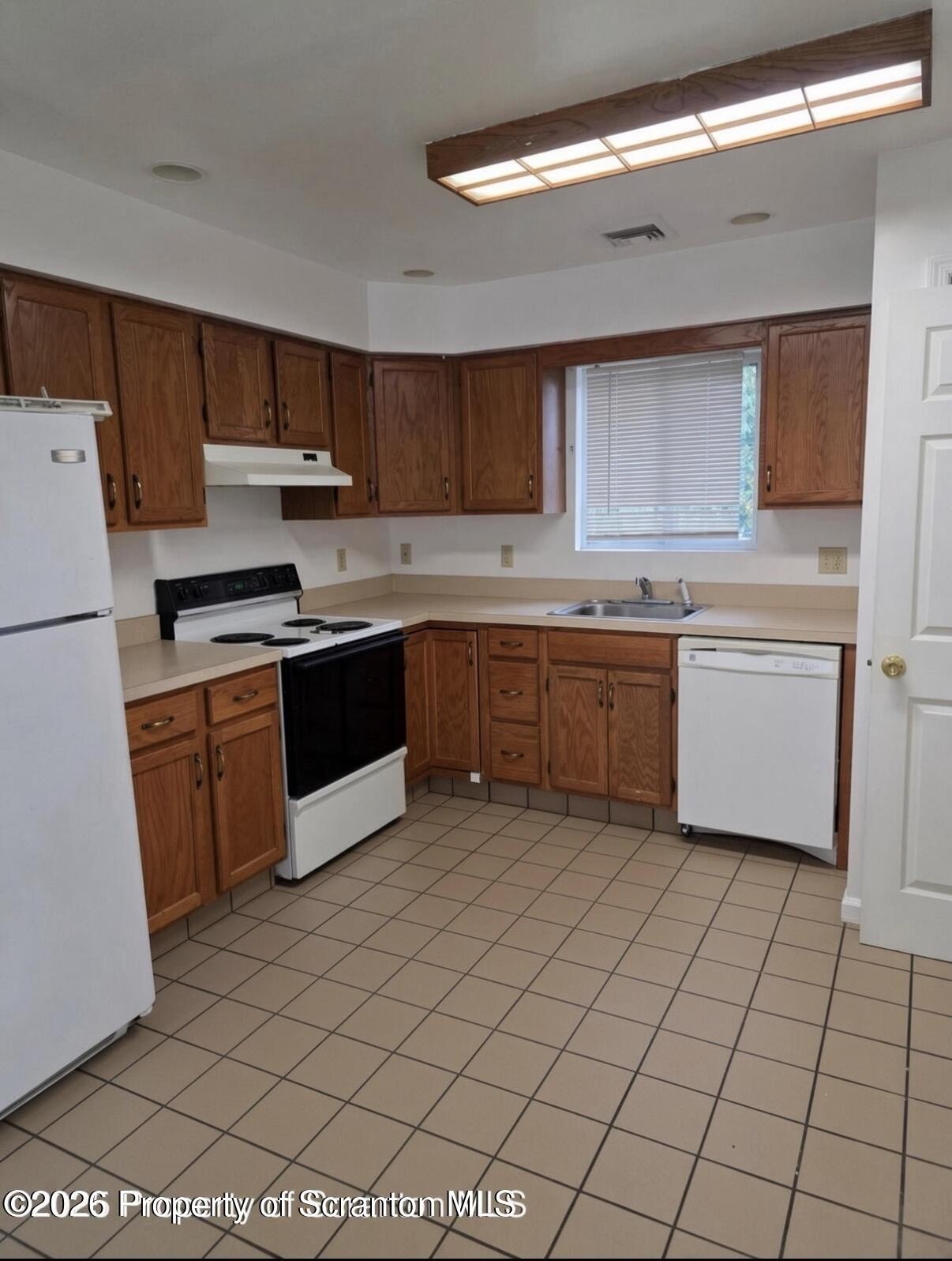 308 New York St – photo 3
