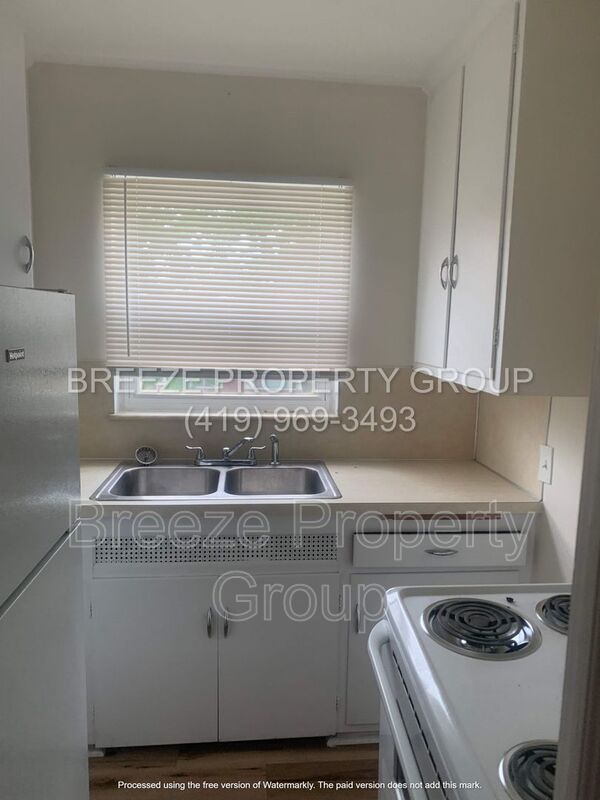 2445 W Bancroft St unit 2155-10 – photo 2