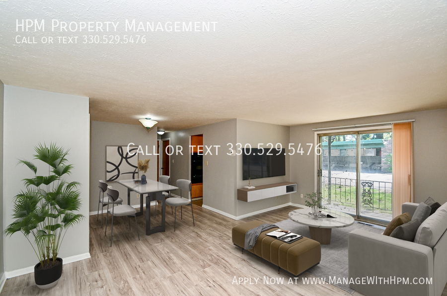 842 S Green Rd – photo 2