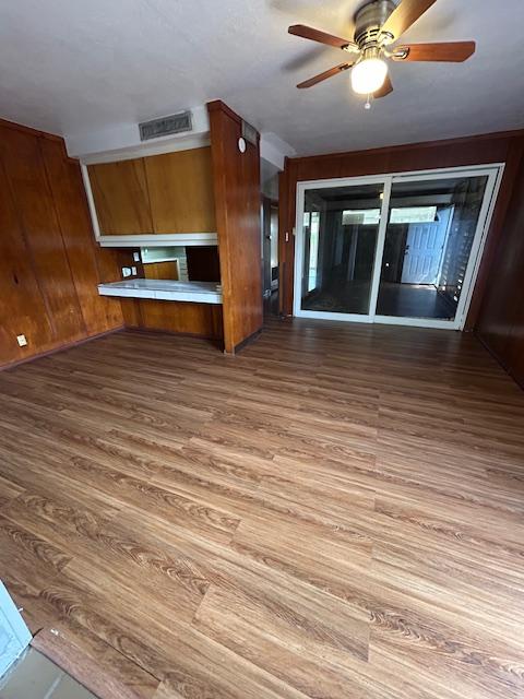 811 Indiana Ave unit 811 – photo 3