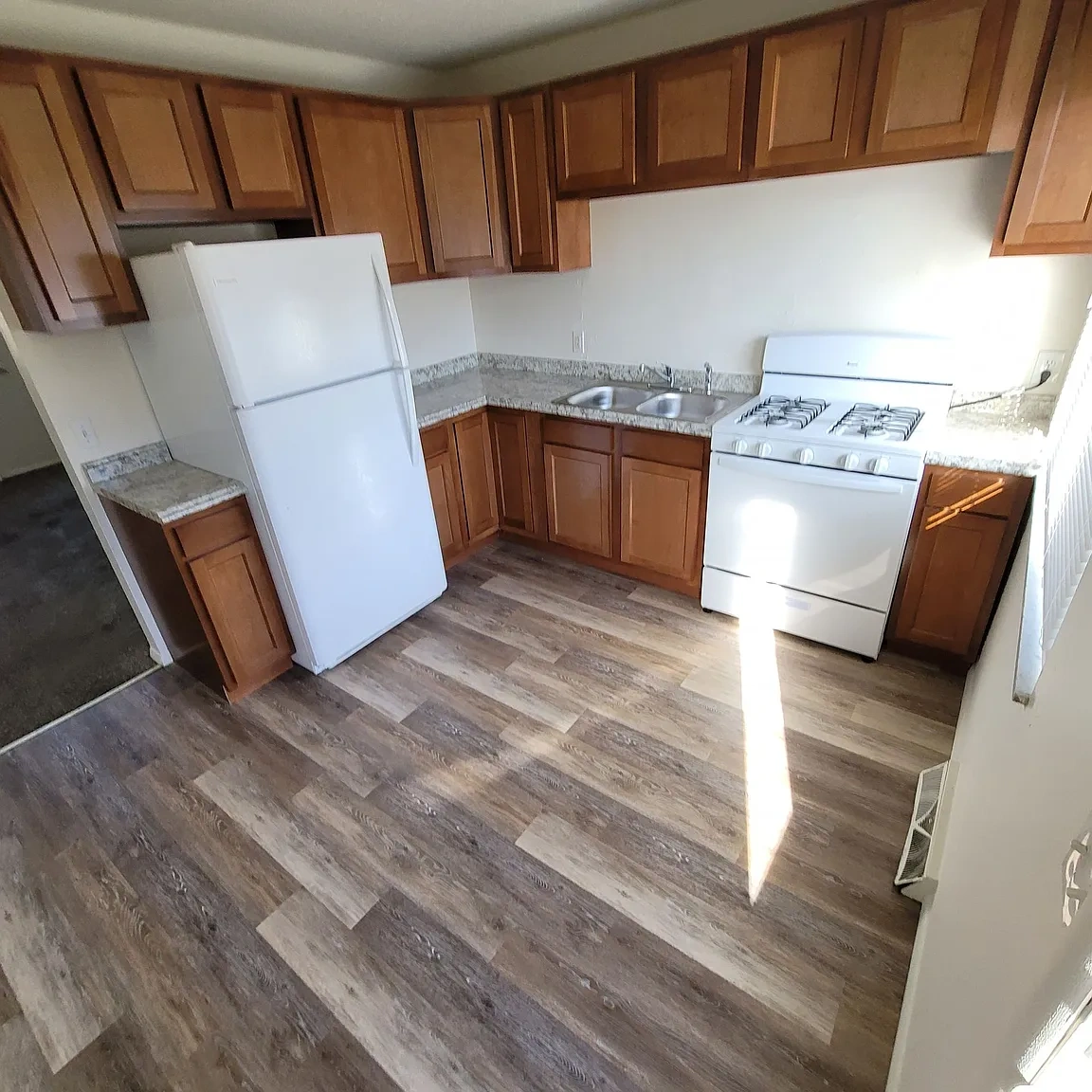 Creekwood – photo 1