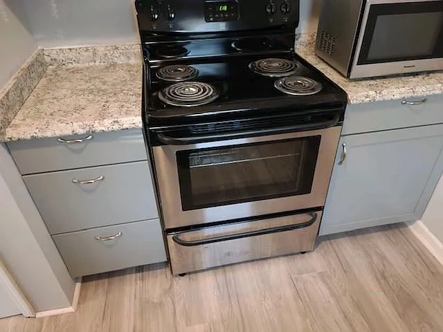 Cooper Cove Apartments – photo 3