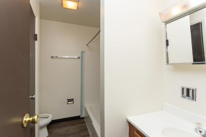 214 E Napoleon Rd – photo 3