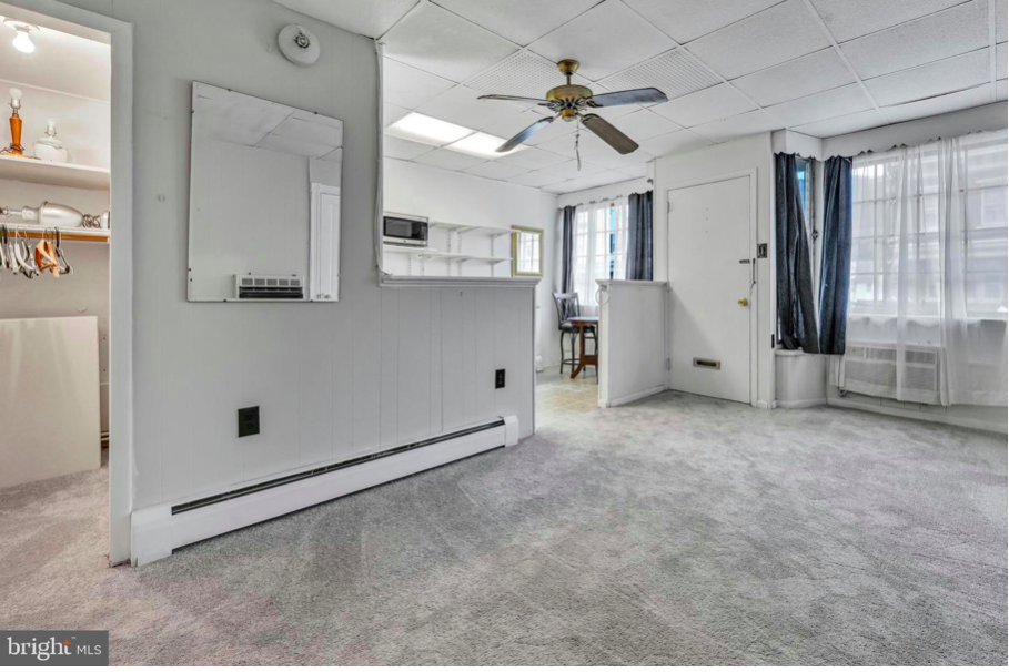 201 E Centre St unit 201 – photo 1