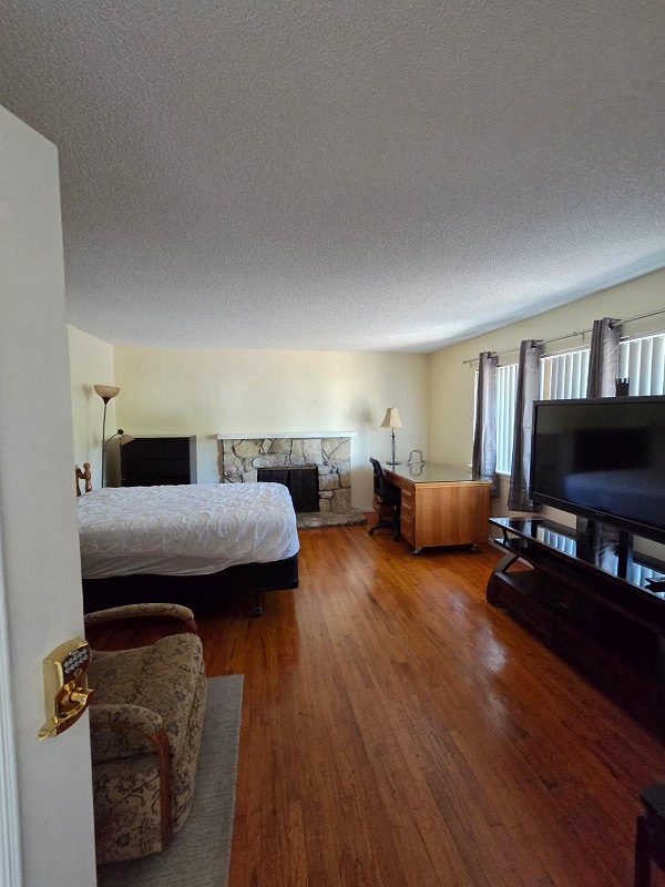 3340 Celeste Dr unit BR4 – photo 1