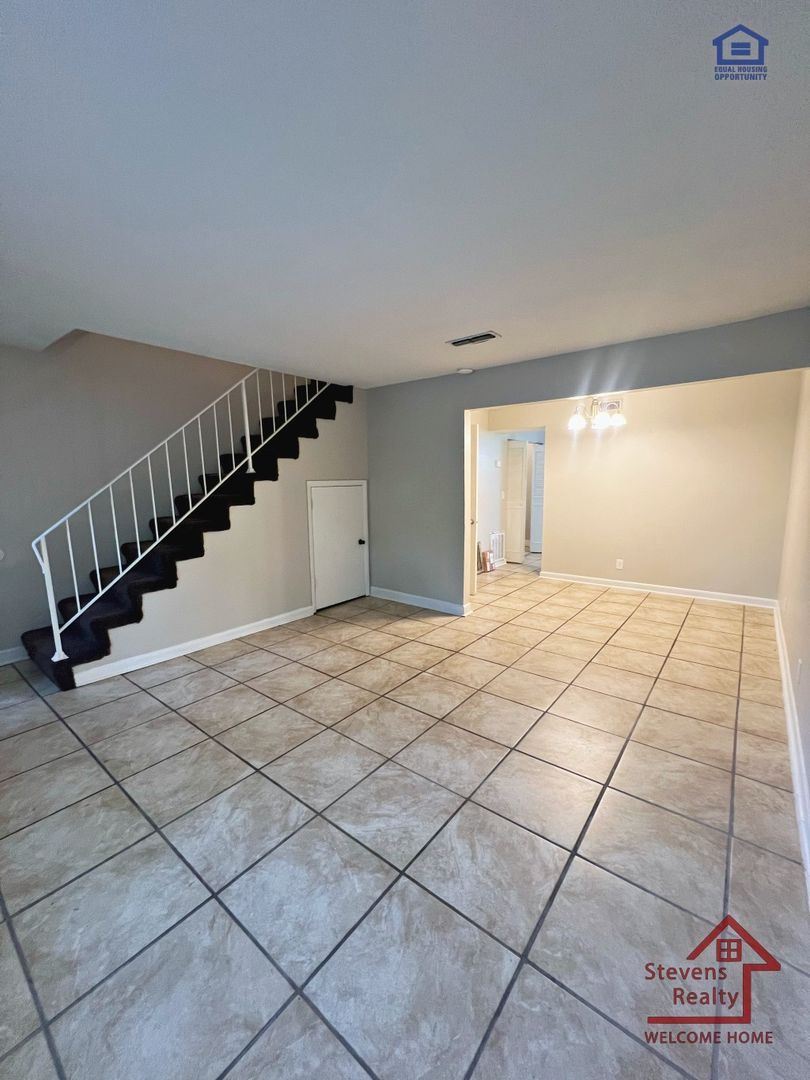 4330 Wilson St – photo 4