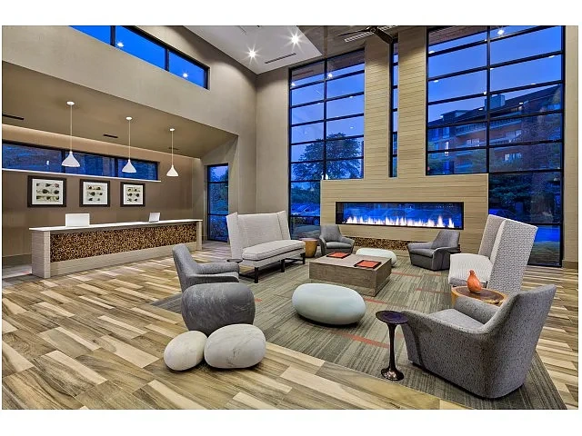Lake+House Apartments – photo 2