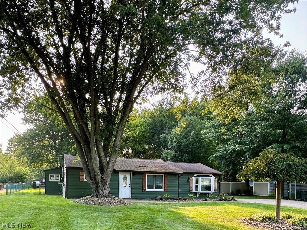 12755 Vincent Dr – photo 1