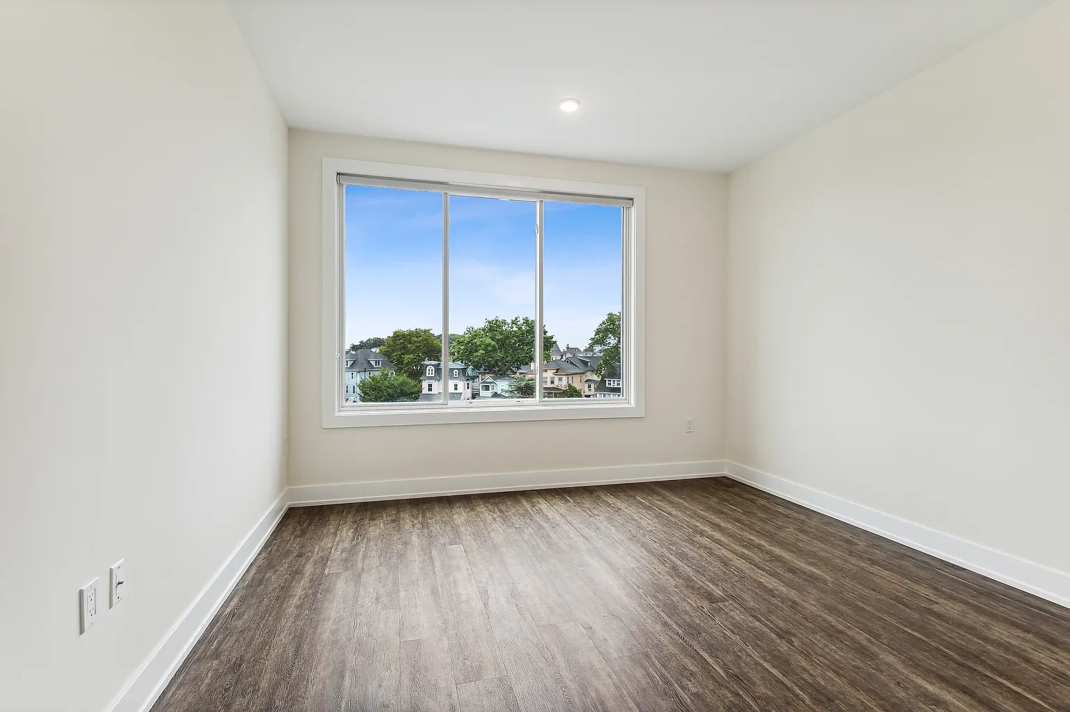521 Lake – photo 5