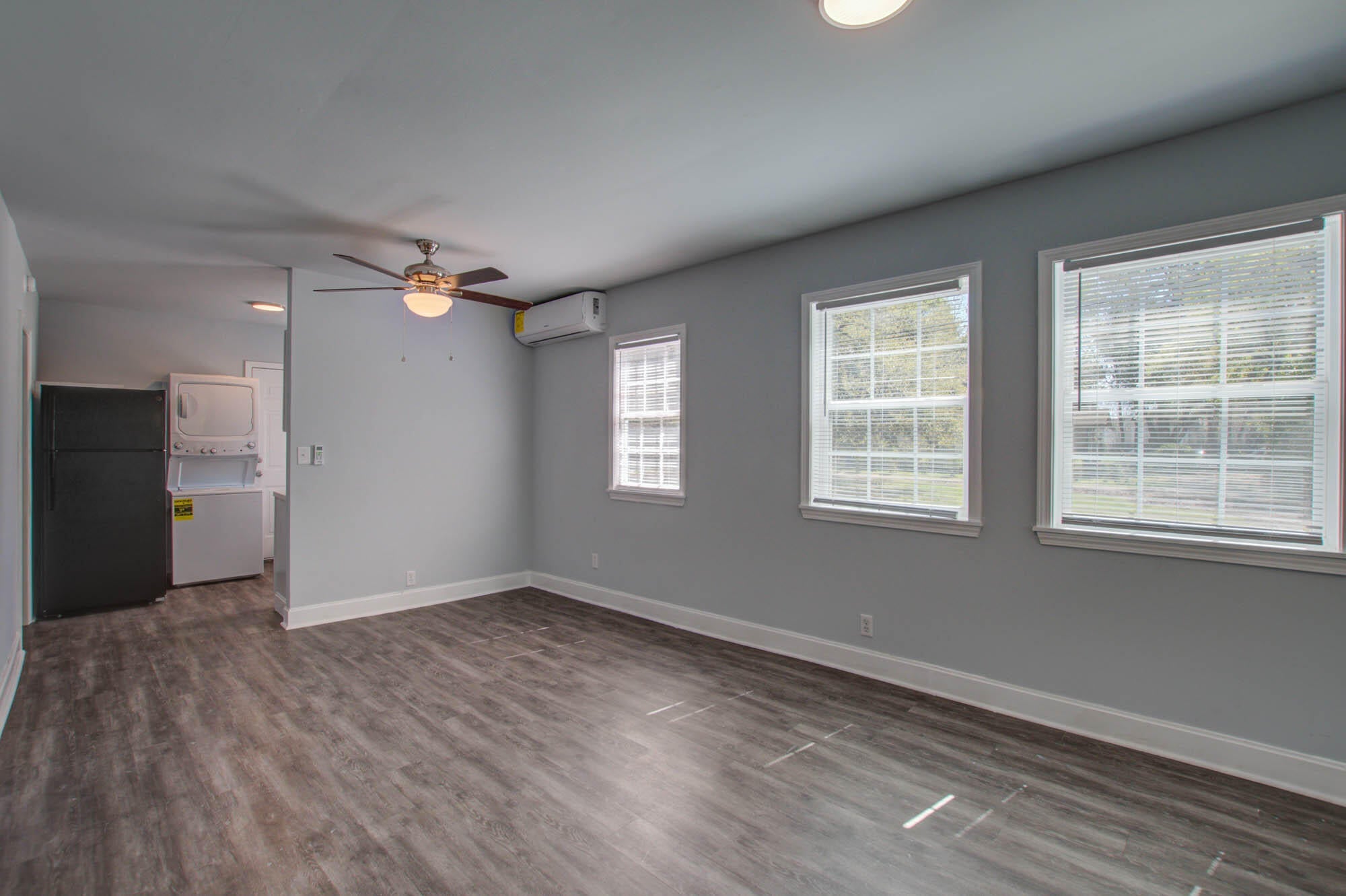 1840 Dillway St – photo 5