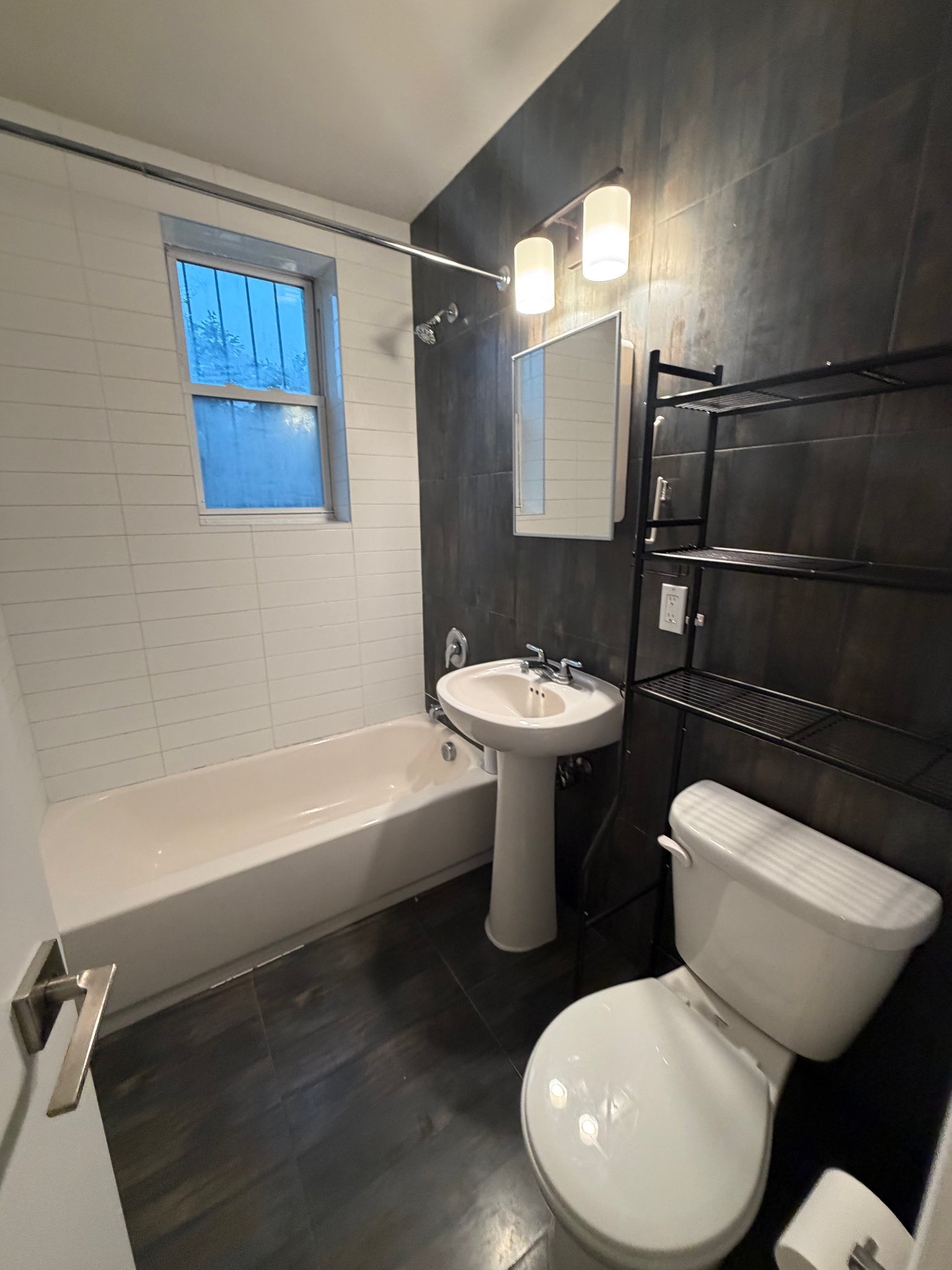 106 N Grove St unit 209 – photo 3