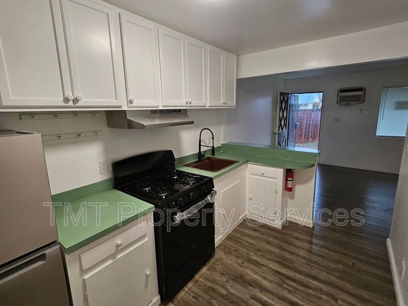 2619 Acacia St unit # 2 – photo 1