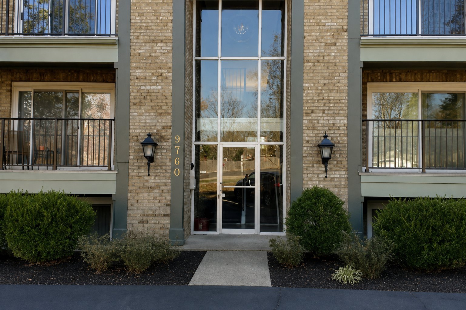 9760 Bunker Hill Ln unit 77 – photo 1
